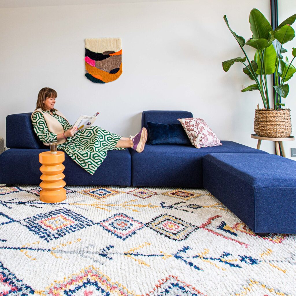 Blauwe modulebank in de aanbouw van ons Daniëlle